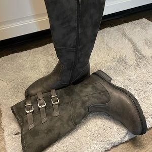 Mid Calf leather boots